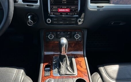 Volkswagen Touareg III, 2012 год, 1 739 000 рублей, 15 фотография