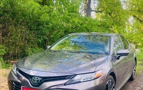 Toyota Camry, 2020 год, 2 880 000 рублей, 1 фотография