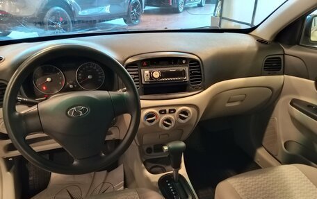 Hyundai Verna II, 2007 год, 550 000 рублей, 7 фотография