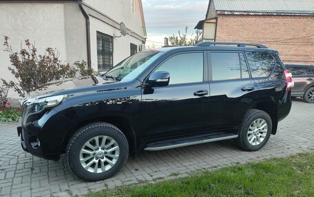 Toyota Land Cruiser Prado 150 рестайлинг 2, 2014 год, 3 390 000 рублей, 2 фотография