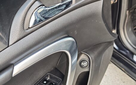 Opel Insignia II рестайлинг, 2010 год, 750 000 рублей, 26 фотография