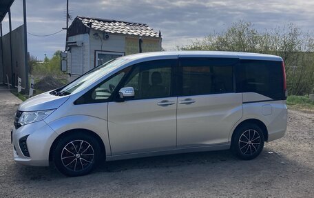 Honda Stepwgn IV, 2017 год, 1 755 000 рублей, 3 фотография