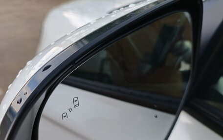 Mitsubishi Outlander III рестайлинг 3, 2022 год, 2 850 000 рублей, 8 фотография