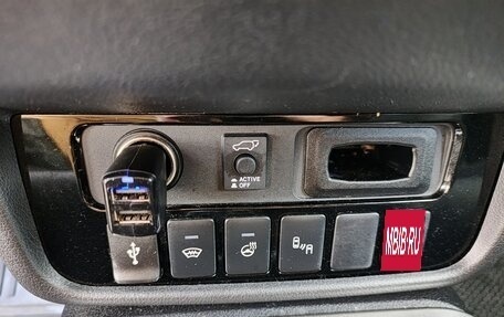 Mitsubishi Outlander III рестайлинг 3, 2022 год, 2 850 000 рублей, 15 фотография