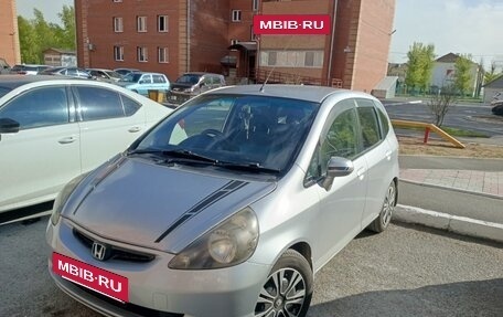 Honda Fit III, 2002 год, 460 000 рублей, 2 фотография