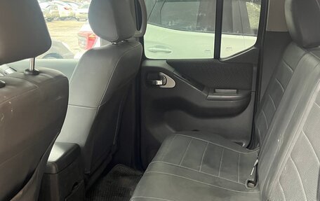 Nissan Navara (Frontier), 2010 год, 950 000 рублей, 6 фотография