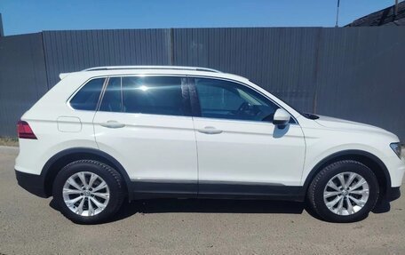 Volkswagen Tiguan II, 2017 год, 2 215 000 рублей, 4 фотография