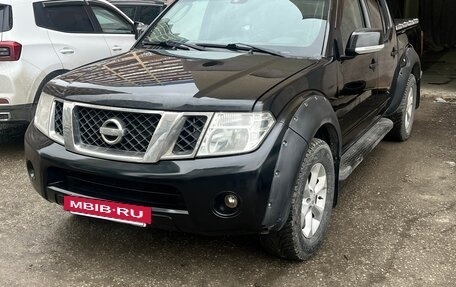 Nissan Navara (Frontier), 2010 год, 950 000 рублей, 2 фотография