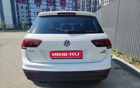 Volkswagen Tiguan II, 2017 год, 2 215 000 рублей, 8 фотография