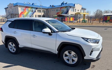 Toyota RAV4, 2025 год, 3 549 000 рублей, 11 фотография