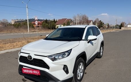 Toyota RAV4, 2025 год, 3 549 000 рублей, 3 фотография