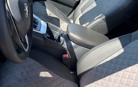 Toyota RAV4, 2025 год, 3 549 000 рублей, 17 фотография