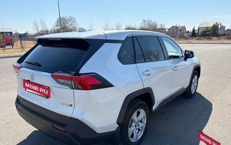 Toyota RAV4, 2025 год, 3 549 000 рублей, 10 фотография