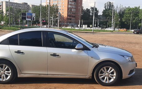 Chevrolet Cruze II, 2010 год, 620 000 рублей, 7 фотография