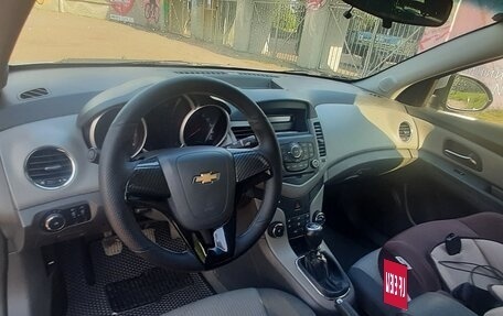 Chevrolet Cruze II, 2010 год, 620 000 рублей, 8 фотография