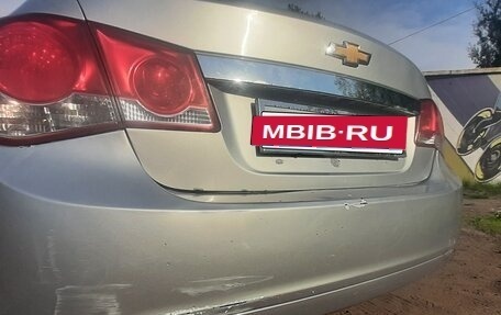 Chevrolet Cruze II, 2010 год, 620 000 рублей, 5 фотография