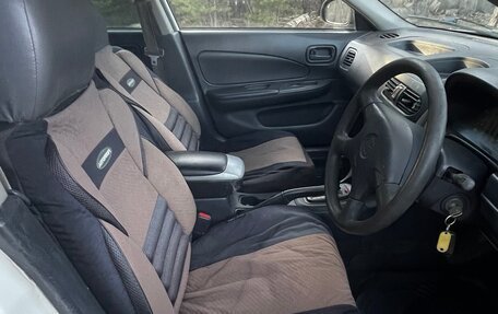 Mazda Familia Y11, 2002 год, 290 000 рублей, 8 фотография