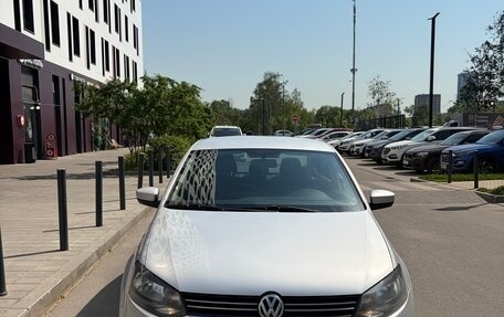 Volkswagen Polo VI (EU Market), 2013 год, 720 000 рублей, 2 фотография