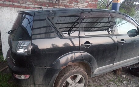 Mitsubishi Outlander III рестайлинг 3, 2008 год, 420 000 рублей, 4 фотография