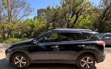 Toyota RAV4, 2018 год, 2 400 000 рублей, 2 фотография