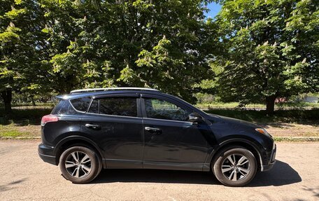 Toyota RAV4, 2018 год, 2 400 000 рублей, 4 фотография