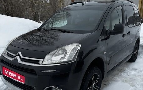 Citroen Berlingo II рестайлинг, 2013 год, 950 000 рублей, 3 фотография