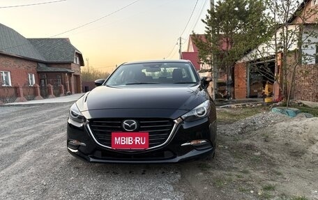 Mazda Axela, 2018 год, 1 600 000 рублей, 2 фотография