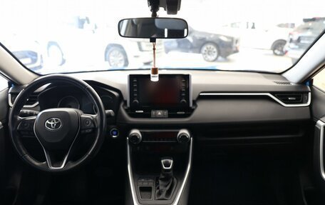 Toyota RAV4, 2019 год, 3 511 000 рублей, 17 фотография