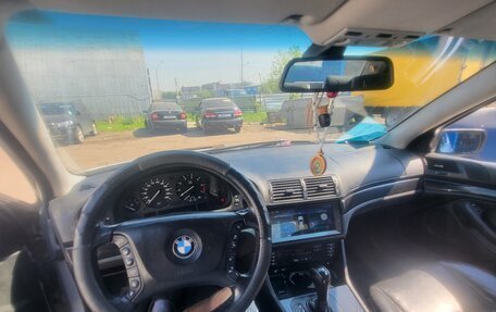 BMW 5 серия, 2001 год, 510 000 рублей, 18 фотография
