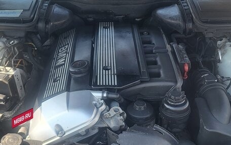 BMW 5 серия, 2001 год, 510 000 рублей, 10 фотография