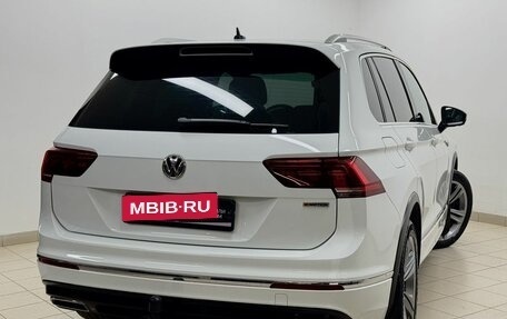 Volkswagen Tiguan II, 2019 год, 3 089 000 рублей, 6 фотография