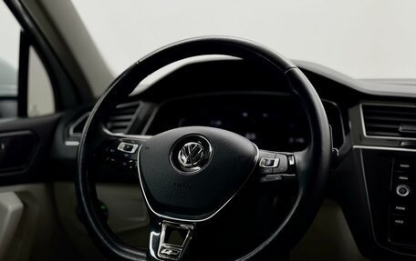 Volkswagen Tiguan II, 2019 год, 3 089 000 рублей, 19 фотография