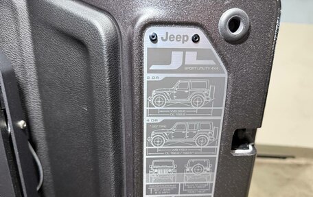 Jeep Wrangler, 2022 год, 5 700 000 рублей, 26 фотография