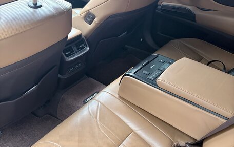 Lexus ES VII, 2019 год, 3 700 000 рублей, 7 фотография