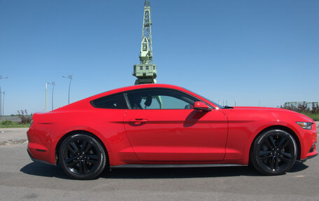 Ford Mustang VI рестайлинг, 2016 год, 3 500 000 рублей, 8 фотография