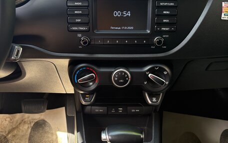 KIA Rio IV, 2019 год, 1 400 000 рублей, 15 фотография