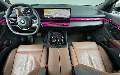 BMW 5 серия, 2023 год, 5 фотография
