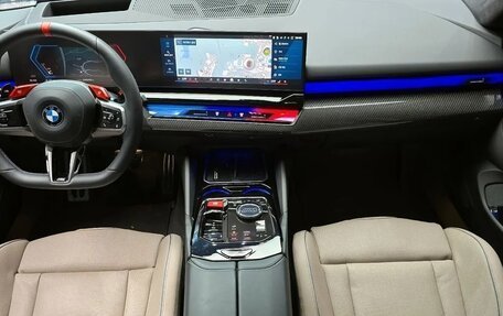 BMW M5, 2025 год, 18 000 000 рублей, 5 фотография