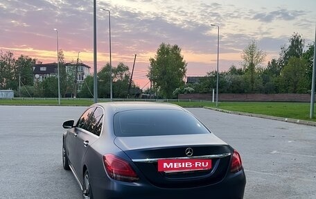 Mercedes-Benz C-Класс, 2018 год, 2 850 000 рублей, 14 фотография