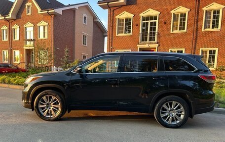 Toyota Highlander III, 2014 год, 2 450 000 рублей, 3 фотография