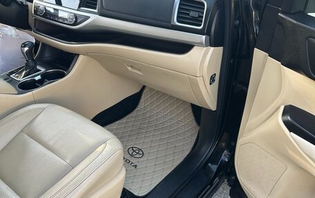 Toyota Highlander III, 2014 год, 2 450 000 рублей, 9 фотография