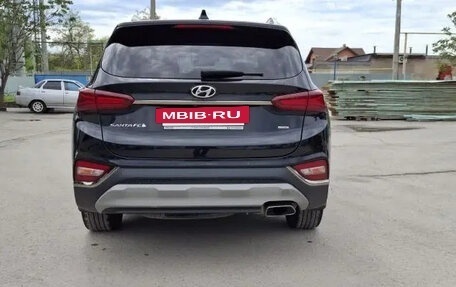 Hyundai Santa Fe IV, 2018 год, 2 425 000 рублей, 5 фотография