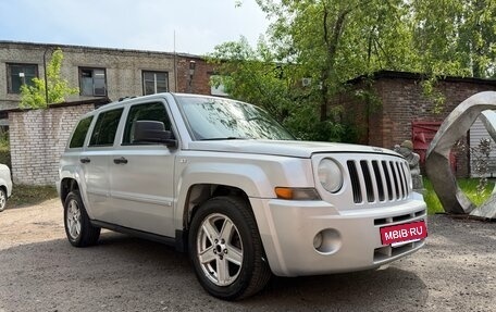 Jeep Liberty (Patriot), 2007 год, 800 000 рублей, 2 фотография