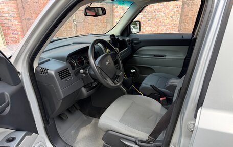 Jeep Liberty (Patriot), 2007 год, 800 000 рублей, 12 фотография