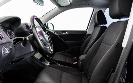 Volkswagen Tiguan I, 2013 год, 949 000 рублей, 18 фотография