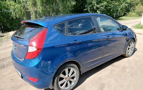 Hyundai Solaris II рестайлинг, 2011 год, 510 000 рублей, 5 фотография