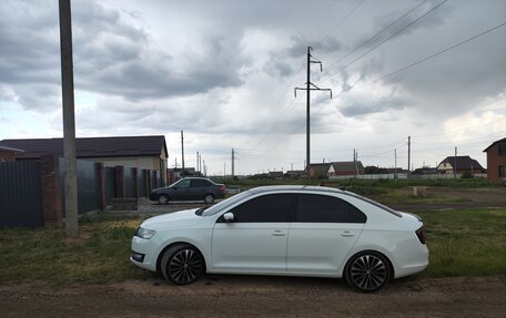 Skoda Rapid I, 2018 год, 1 400 000 рублей, 1 фотография