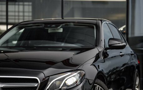 Mercedes-Benz E-Класс, 2017 год, 3 299 000 рублей, 2 фотография