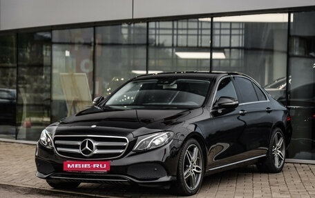 Mercedes-Benz E-Класс, 2017 год, 3 299 000 рублей, 3 фотография