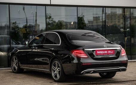 Mercedes-Benz E-Класс, 2017 год, 3 299 000 рублей, 8 фотография
